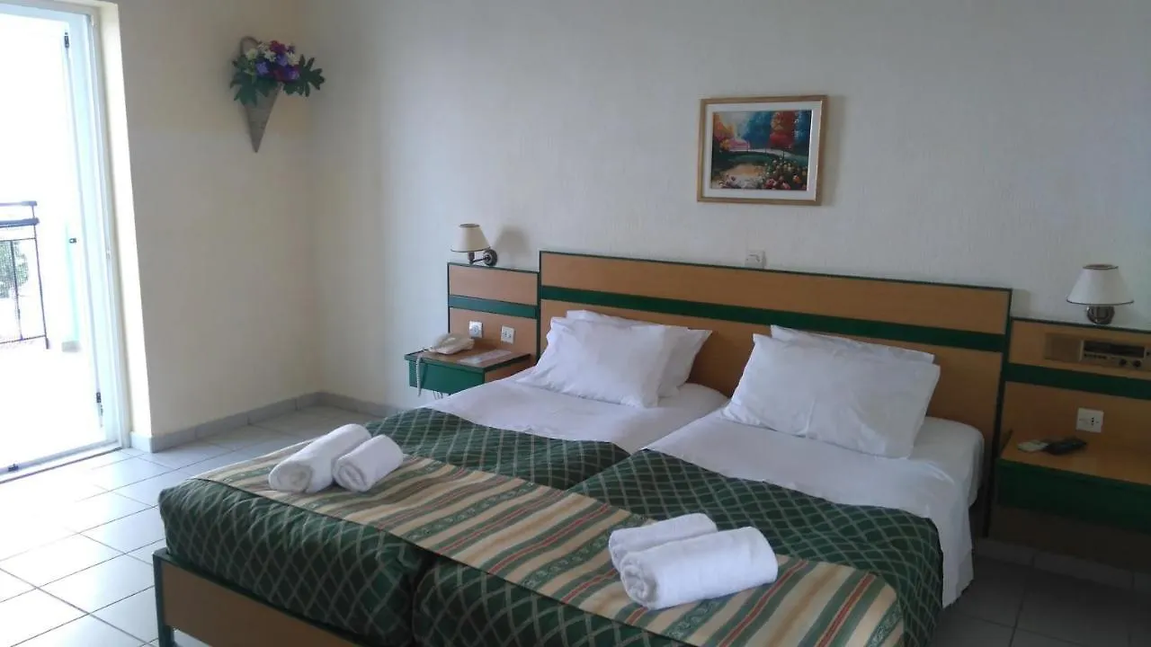 Porto Skala Village Hotel 4*, Skala (Kefalonia)